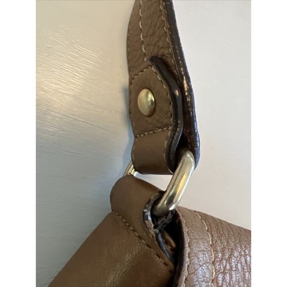 Fossil Tan/Gold Pebbled Leather Handbag Bag Purse #75082 Key Charm Classic READ - Picture 8 of 16